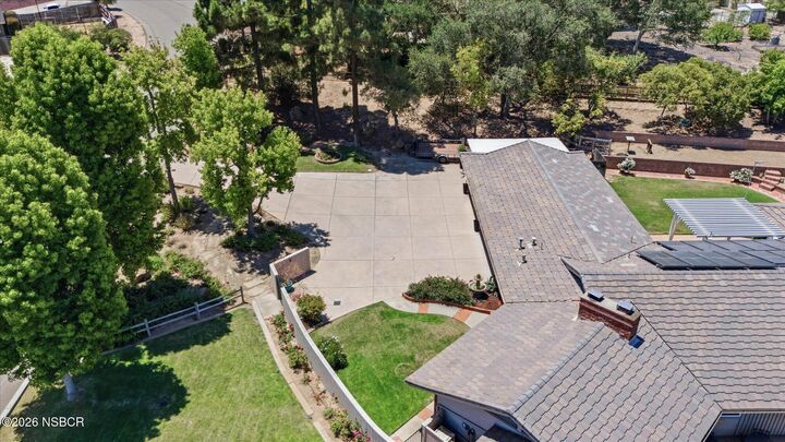 Property Photo:  2184 Arrowhead Drive  CA 93455 