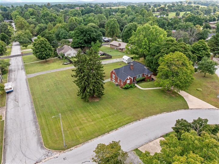 Property Photo: 6 Westwood Drive AR 72601