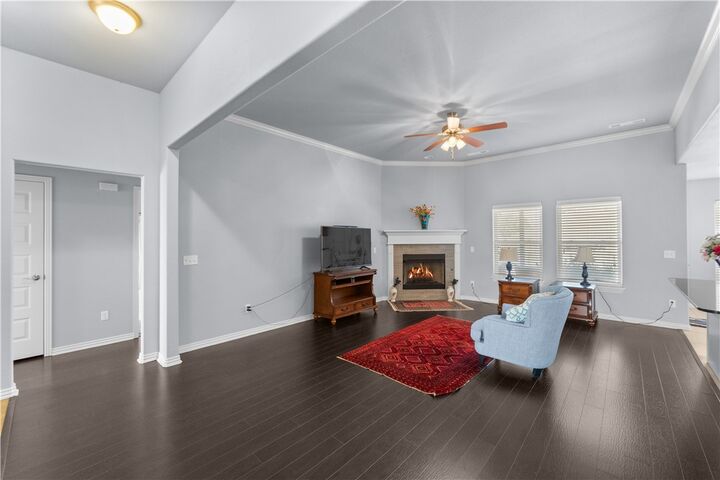 Property Photo:  1854 S Sinclair Avenue  AR 72701 