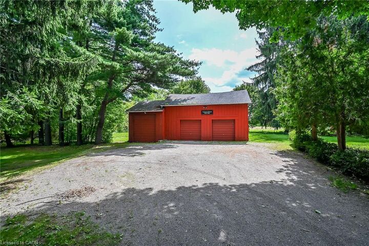 Property Photo: 48 Garner Road W ON L9G 3K9