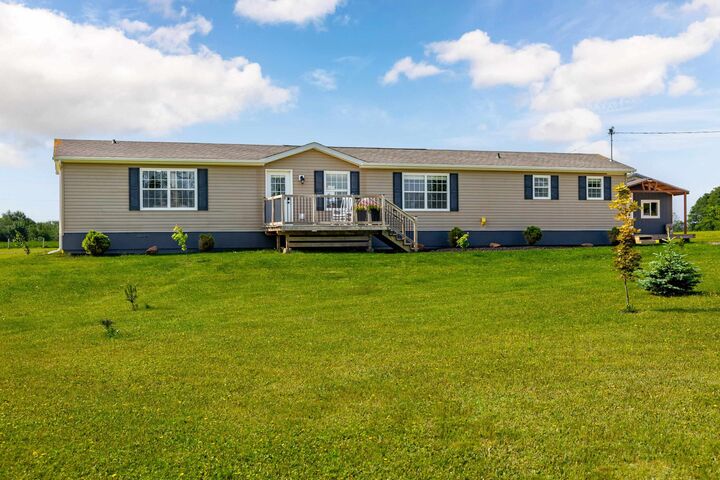 Property Photo:  2530 Johnston Road  PE C0A 1Y0 
