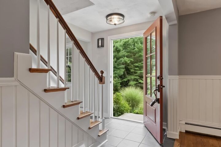 Property Photo:  3 Eldridge Road  MA 01451 