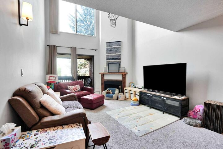 Property Photo: 7301 4A Street SW 308A AB T2V 4V8