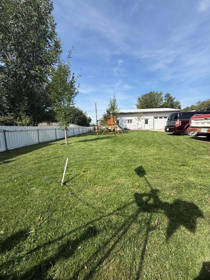 Property Photo: 2122 20 Street AB T1M 1E7