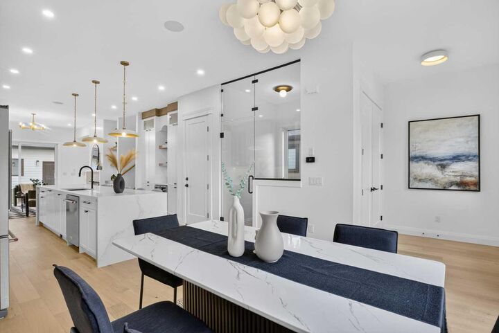 Property Photo: 525 32 Street NW AB T2N 2V8
