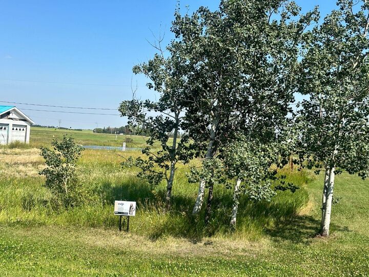 Property Photo:  211 Main Street  SK S0M 3A0 