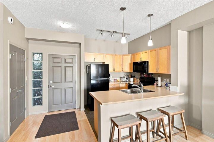 Property Photo: 12310 102 Street 411 AB T8V 0N4