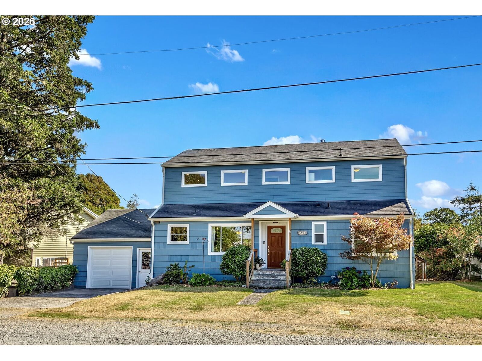 Property Photo:  821 14th Ave  OR 97138 