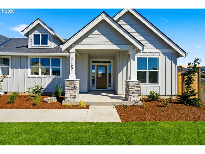 Property Photo:  2160 NW Fendle Way  OR 97128 