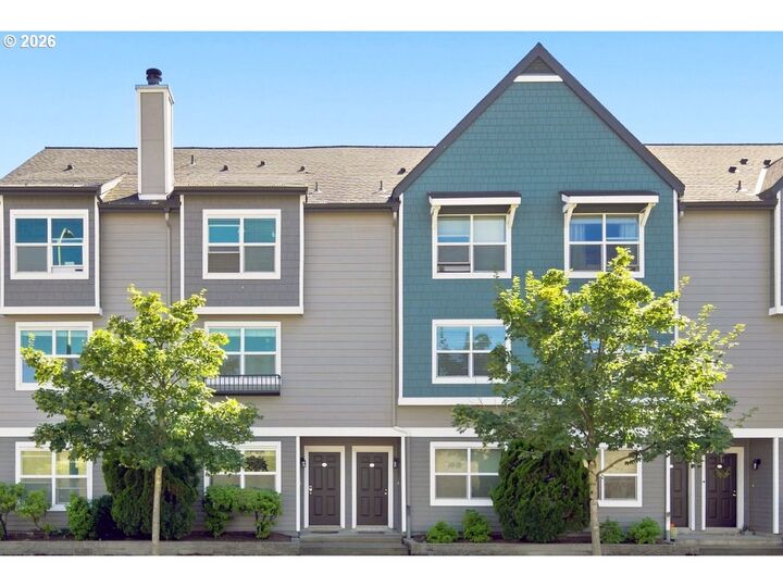 Property Photo: 1728 SE Cutter Ln WA 98661
