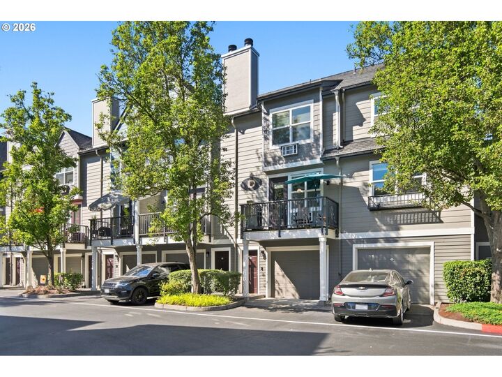 Property Photo:  1728 SE Cutter Ln  WA 98661 