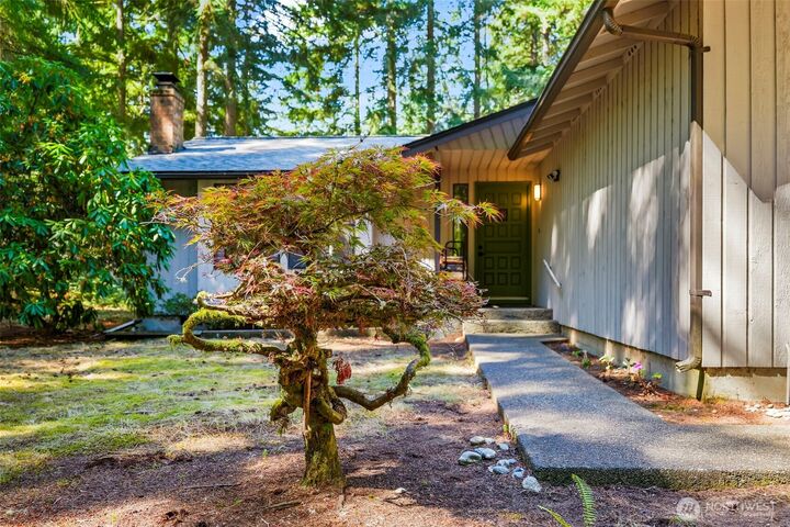 Property Photo: 940 9th Avenue WA 98333