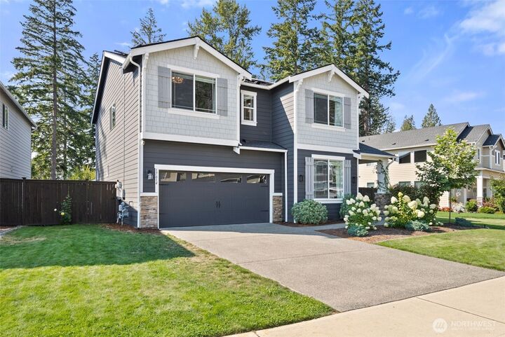 Property Photo:  17614  Crossing Dr  E  WA 98374 