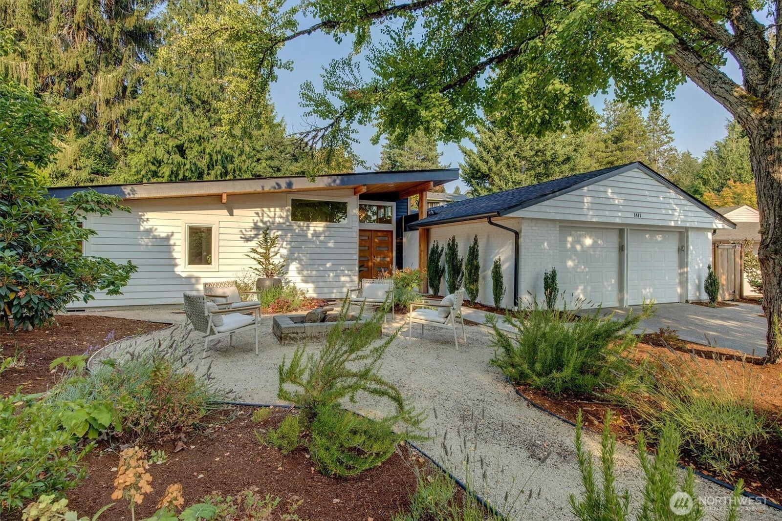 Property Photo: 1411 176th Place NE WA 98008