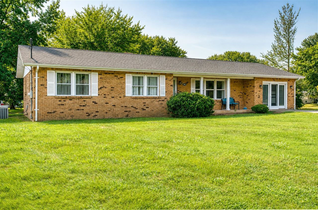 Property Photo:  104 W Main Street  KY 42367 