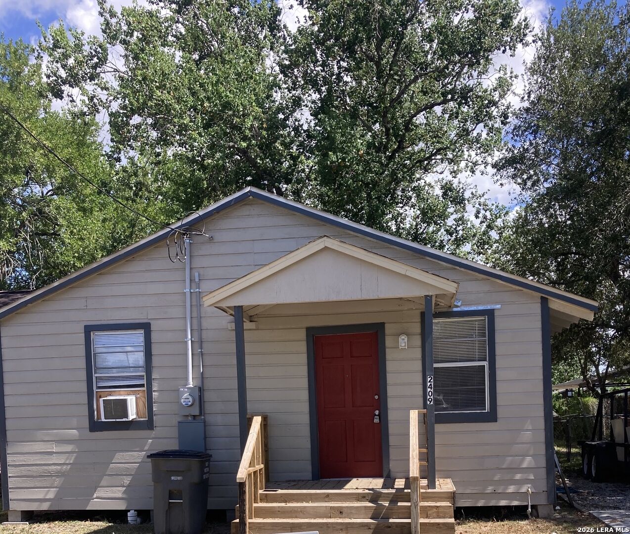 Property Photo:  2409 Booker St  TX 77901 