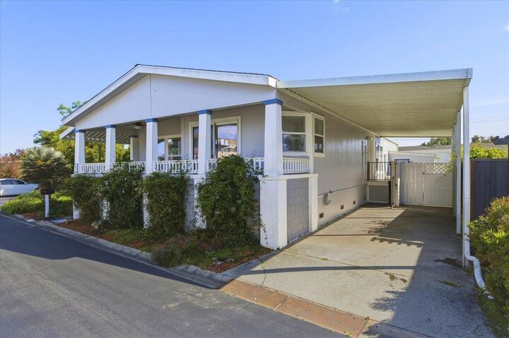 Property Photo: 2435 Felt Street 101 CA 95062