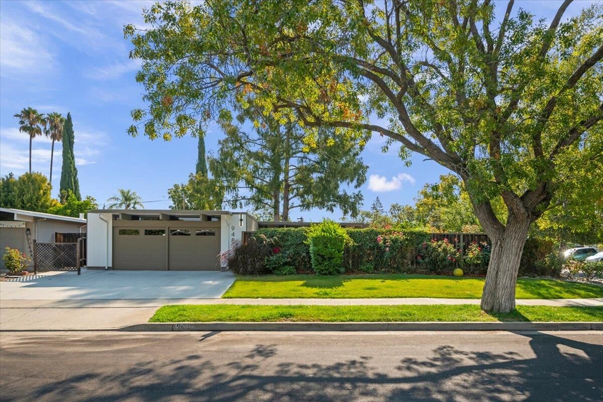 Property Photo:  948 Brookgrove Lane  CA 95014 