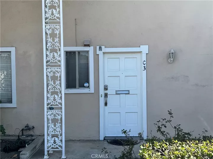Property Photo:  2525 N Bourbon Street C3  CA 92865 
