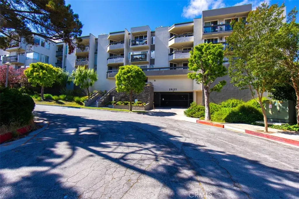 Property Photo: 28121 Highridge CA 90275
