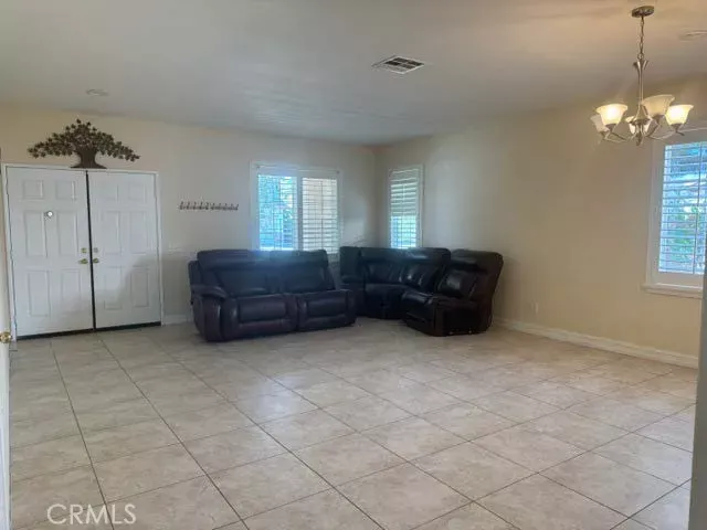 Property Photo:  13884 Oak Tree  CA 92880 