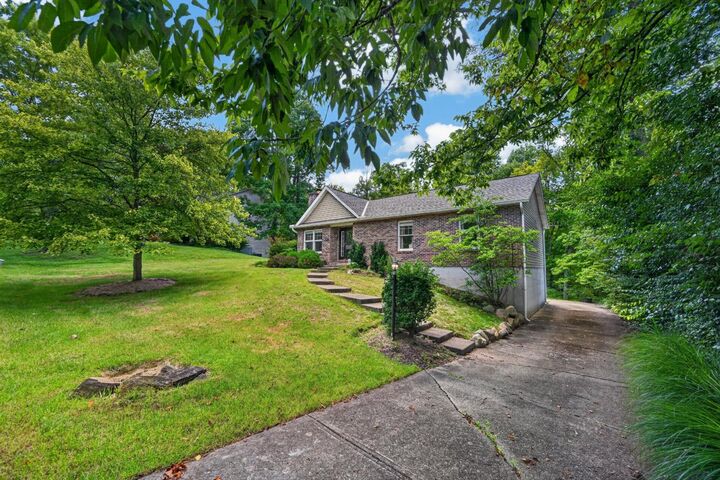 Property Photo:  1807 Fieldcrest Drive  IN 47025 