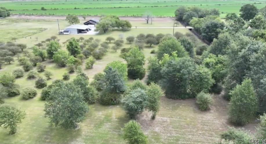 Property Photo:  901 Casey Road  TX 77713 