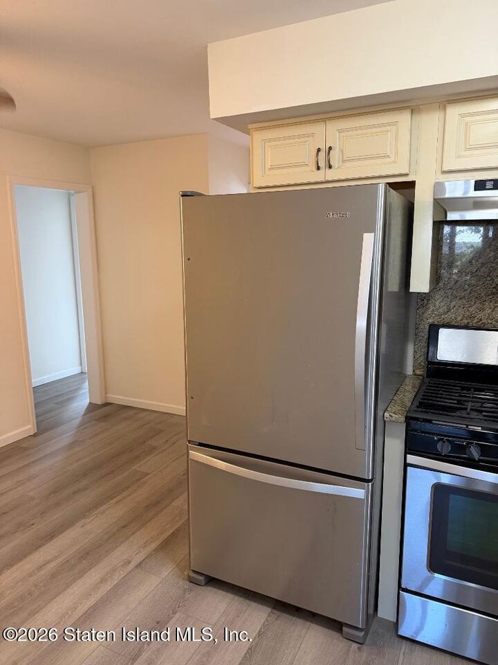 Property Photo:  115 Twombly Avenue  NY 10306 