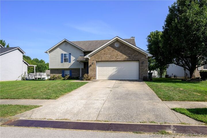 Property Photo:  2412 Kingsfield Street  IN 47130 