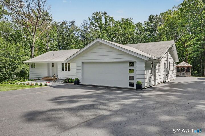 Property Photo:  48 Mulberry Road  CT 06525 