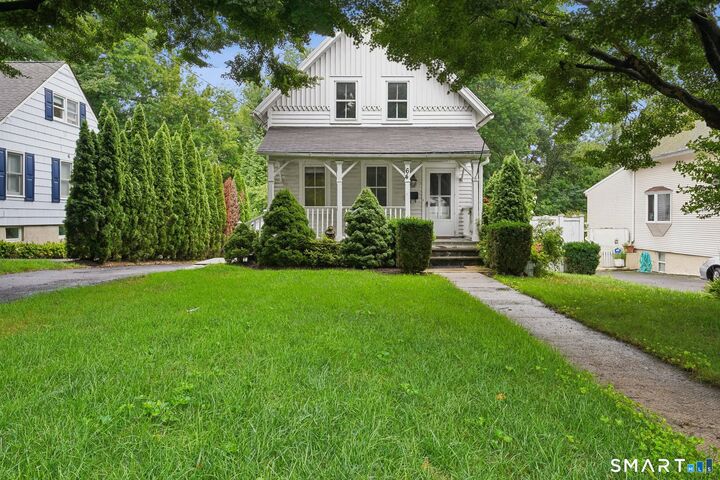 Property Photo:  64 Noroton Avenue  CT 06820 