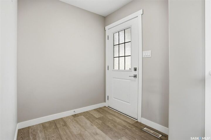 Property Photo: 1760 Mustard Street SK S4Y 0G1