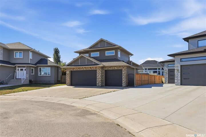 Property Photo:  814 Werschner Court  SK S7V 0G7 