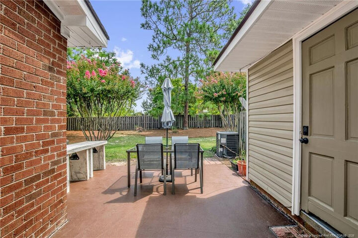 Property Photo: 2623 Edmonton Road NC 28304
