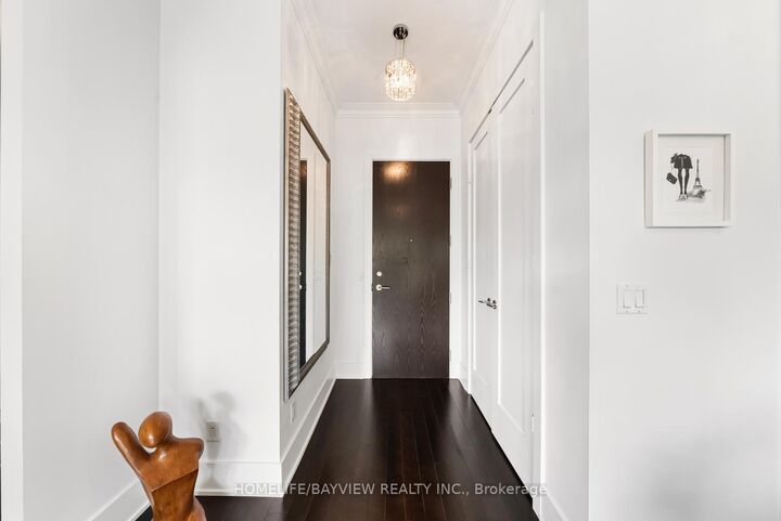 Property Photo: 120 Homewood Avenue 420 ON M4Y 2J3
