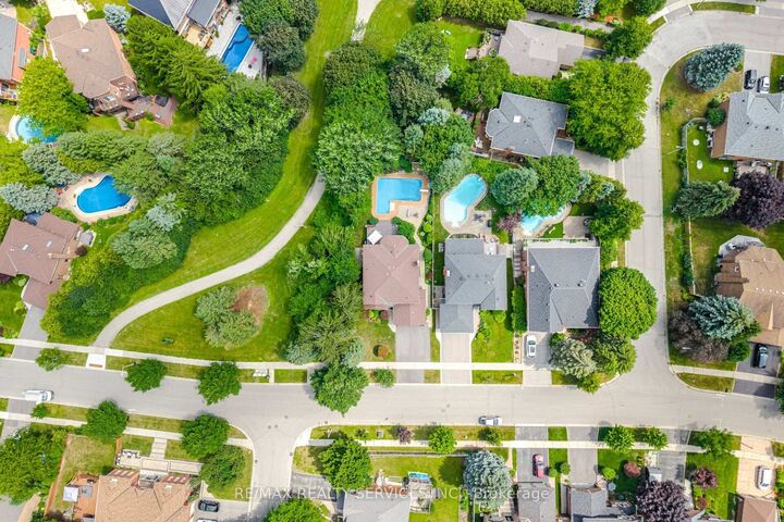 Property Photo: 29 Christie Drive ON L6Z 3J5