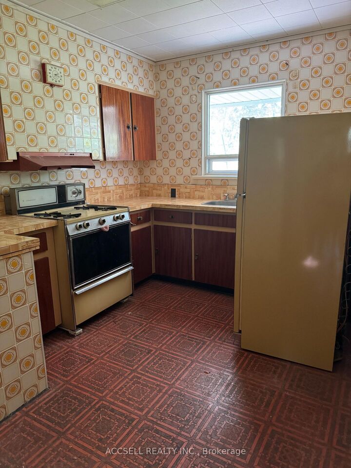 Property Photo: 103 Donside Drive ON M1L 1P9