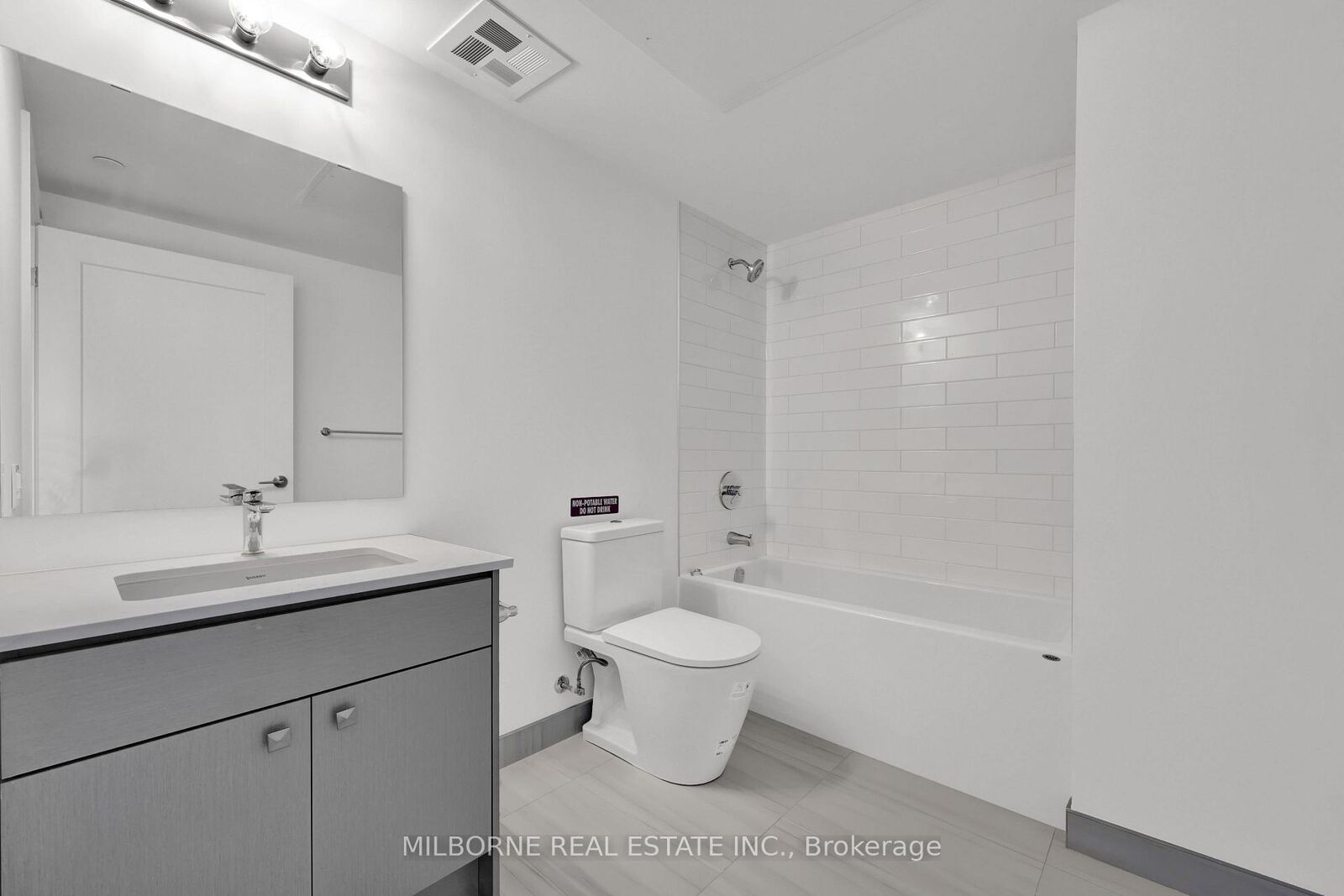 Property Photo:  2 Manderley Drive 317  ON M1N 0C7 