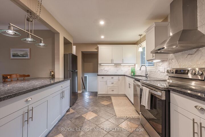 Property Photo: 2432 Port Robinson Road ON L3B 5N5