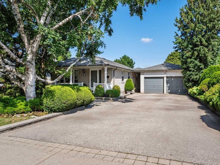 Property Photo: 143 Dudley Avenue ON L3T 2E5