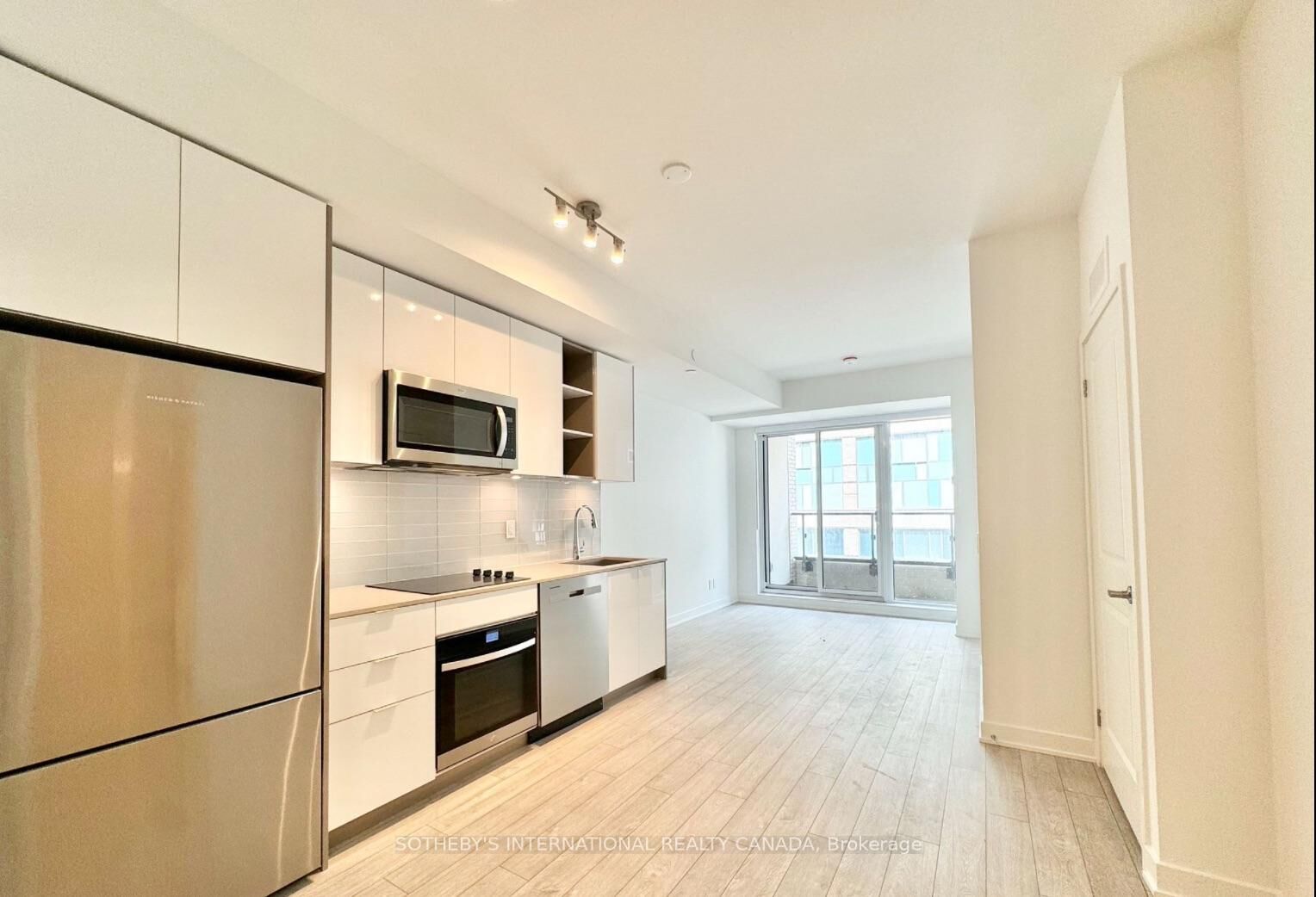 Property Photo:  543 Richmond Street W 401  ON M5V 0W9 