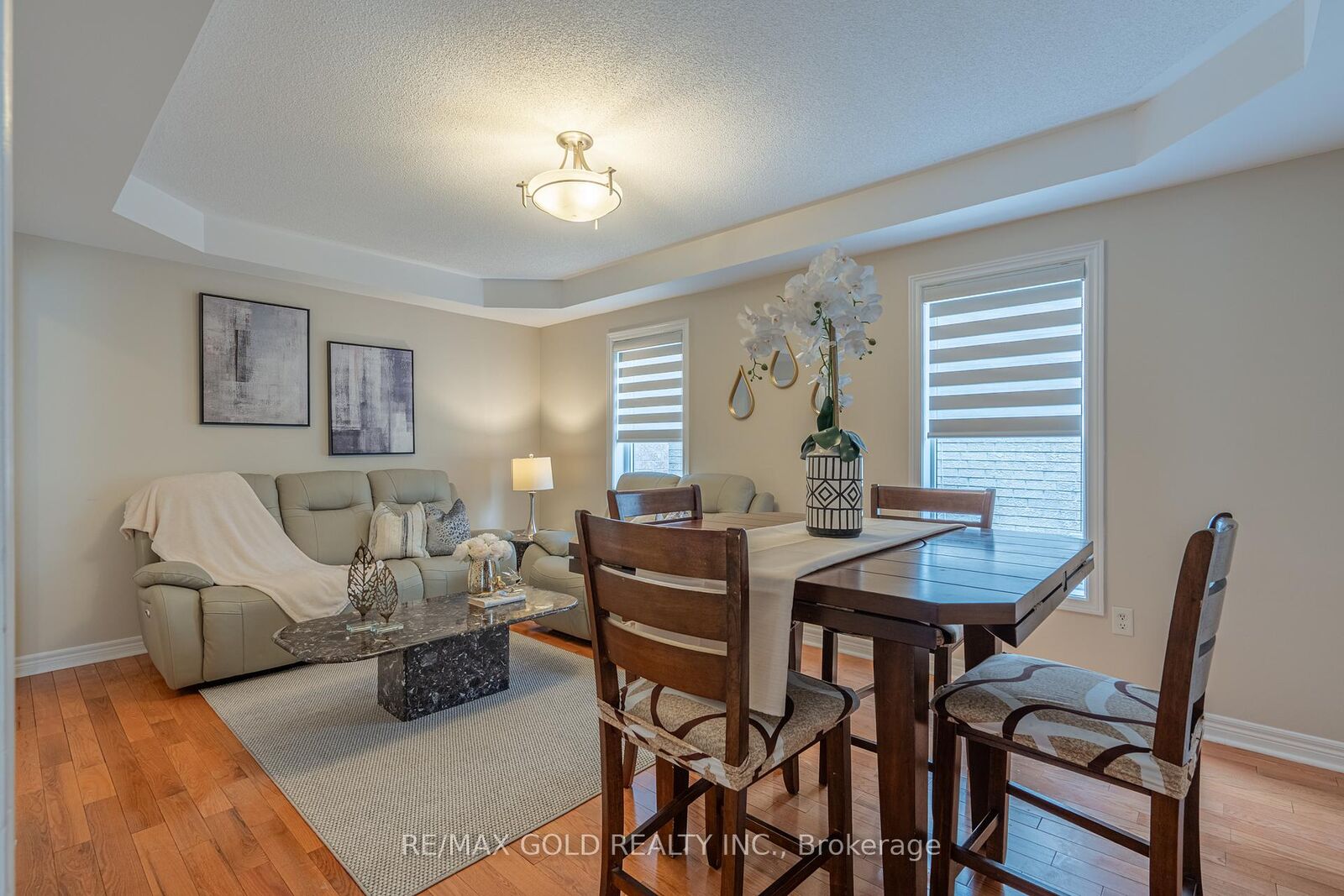 Property Photo: 409 Fernforest Drive ON L6R 3B6