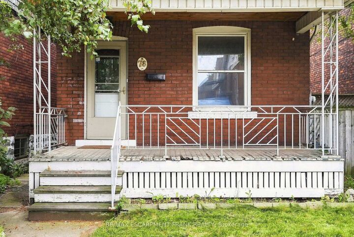 Property Photo: 78 Beechwood Avenue ON L8L 2S6