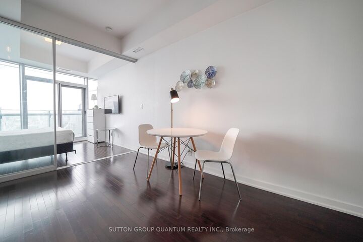 Property Photo:  12 York Street 5308  ON M5J 0A9 