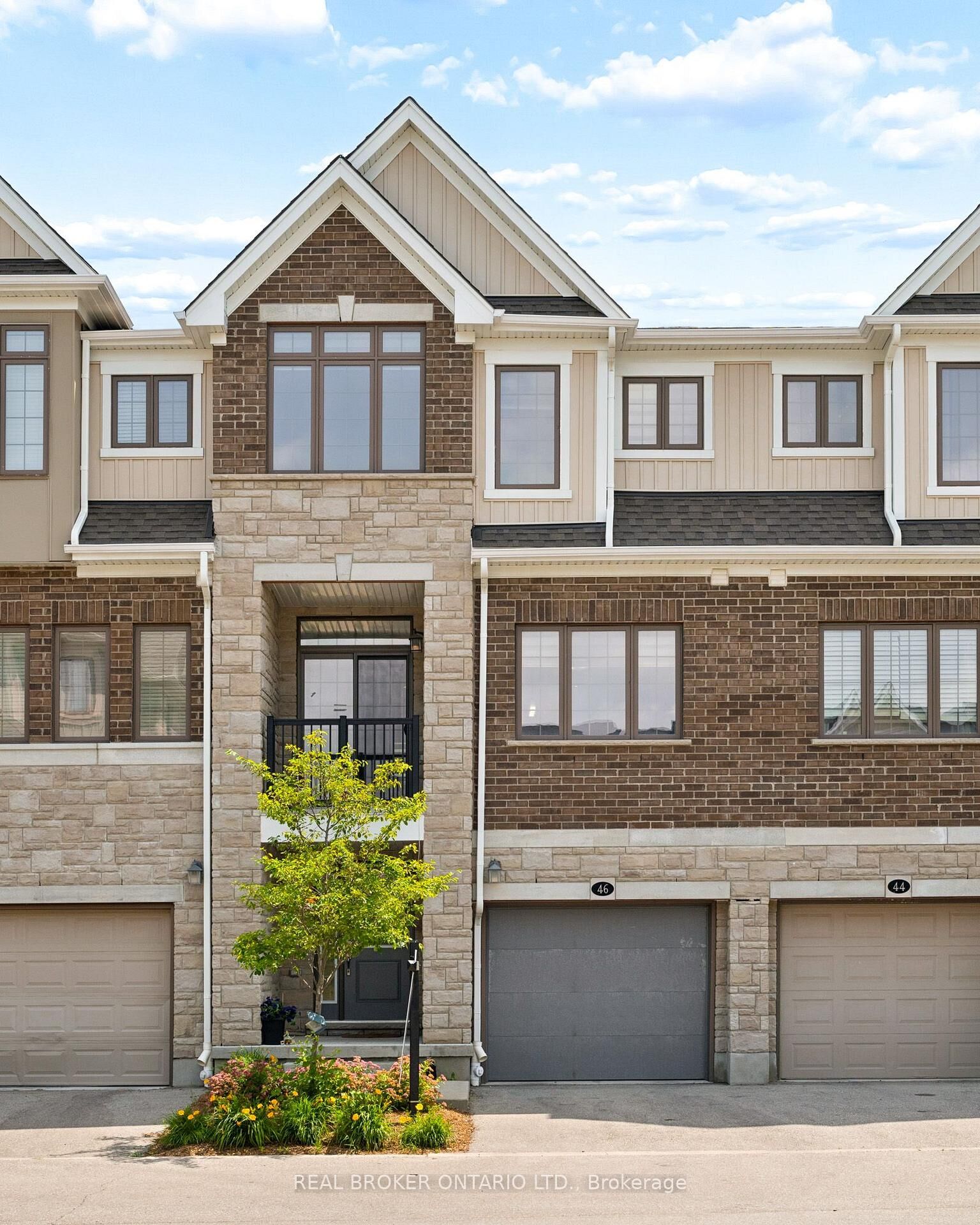 Property Photo:  46 Bank Swallow Crescent  ON N2P 0J7 