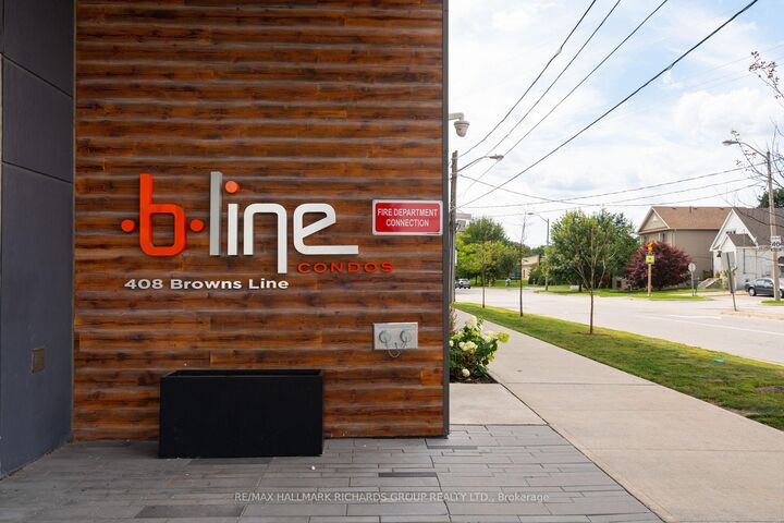 Property Photo: 408 Brown's Line Ph606 ON M8W 3T8