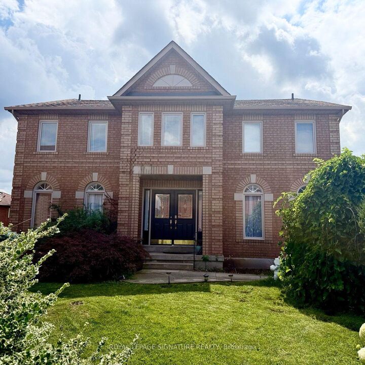 3388 Trelawny Circle — photo 1