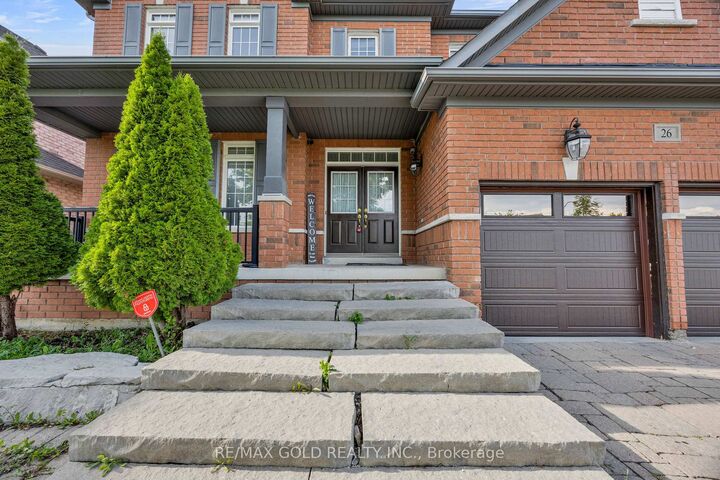 Property Photo: 26 Mount Royal Circle ON L6P 1Y7