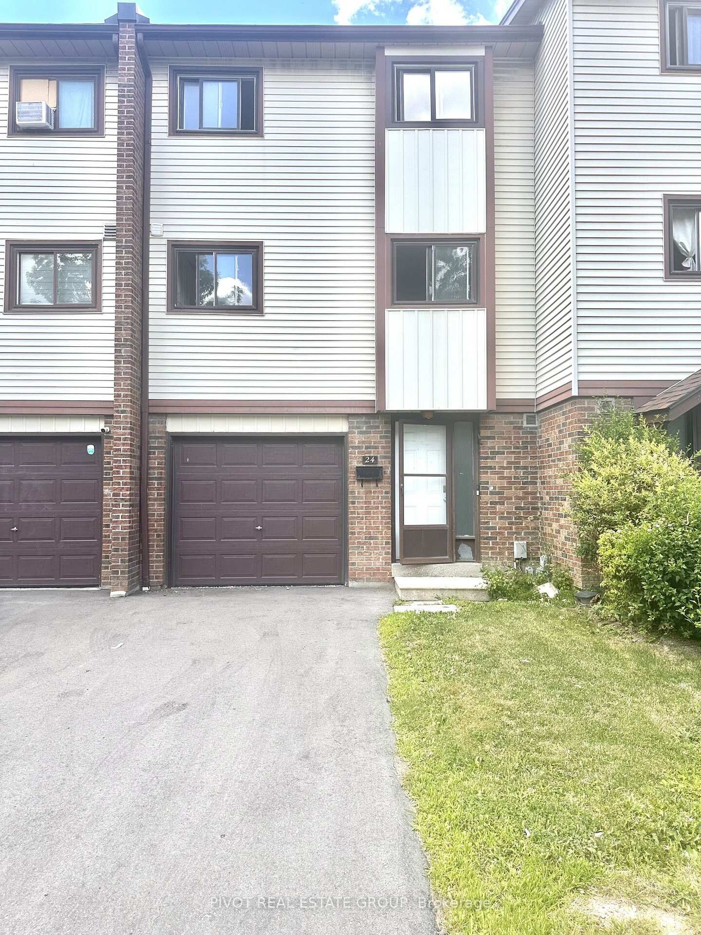 Property Photo:  24 McCallum Court  ON L6W 3M4 
