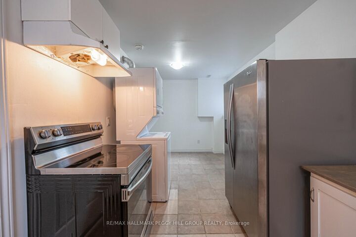 Property Photo:  32 54th Street S Lower  ON L9Z 1W9 